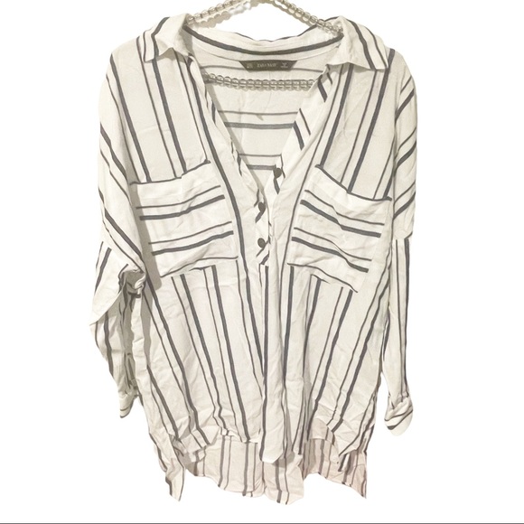 Zara Tops - Zara Size XS White Blue Stripe Half Button Quarter Sleeve Thin Knit Top